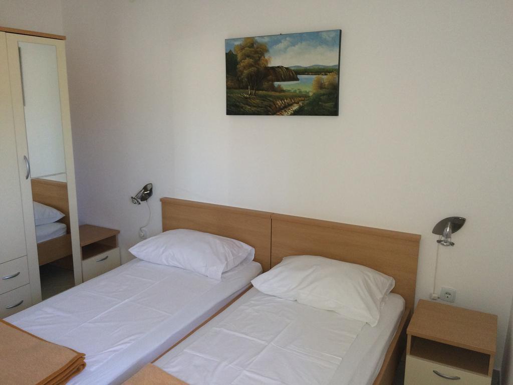 Apartment Kolundzic Novi Vinodolski Eksteriør bilde