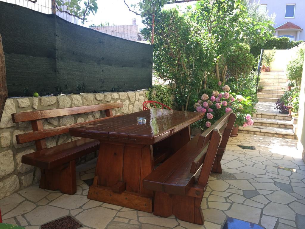 Apartment Kolundzic Novi Vinodolski Rom bilde