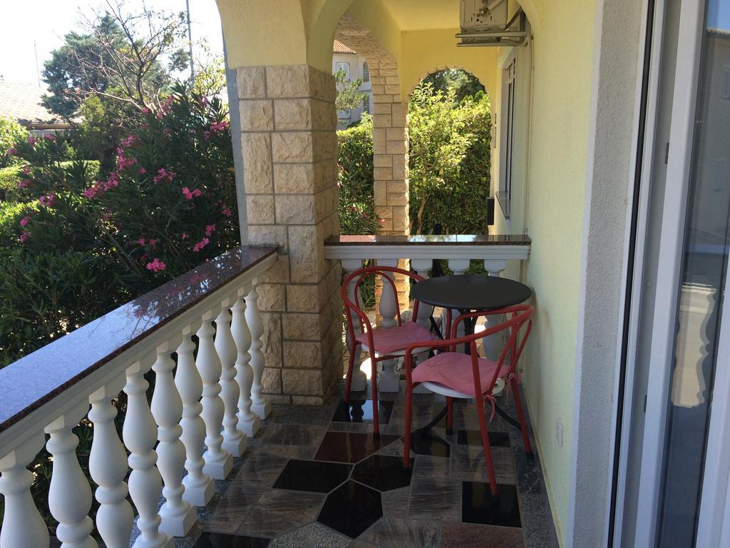 Apartment Kolundzic Novi Vinodolski Rom bilde