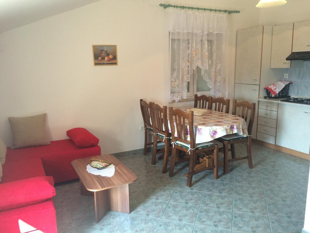 Apartment Kolundzic Novi Vinodolski Rom bilde