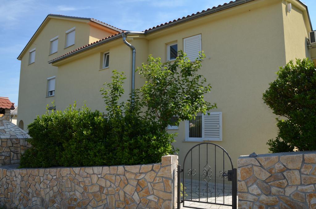 Apartment Kolundzic Novi Vinodolski Eksteriør bilde