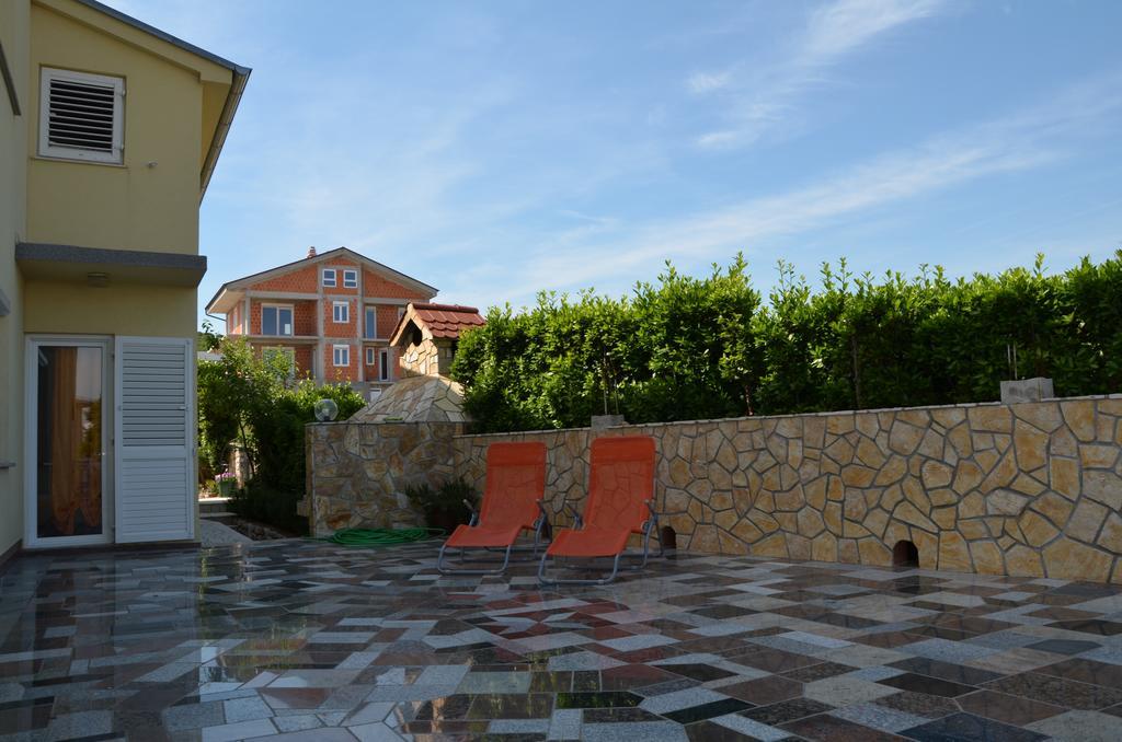 Apartment Kolundzic Novi Vinodolski Eksteriør bilde