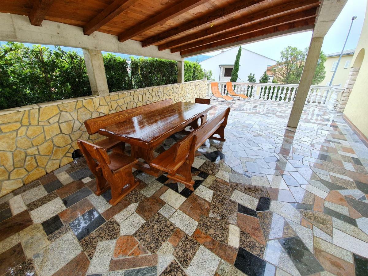 Apartment Kolundzic Novi Vinodolski Eksteriør bilde